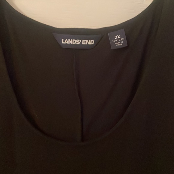 Black short-sleeved knit dress. - Picture 3 of 3